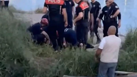 Adana'da Seyhan Nehri'nde Kadın Kurtarıldı