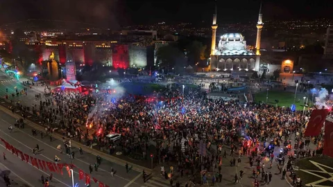 Galatasaray Kayseri'de Şampiyonluğu Kutladı