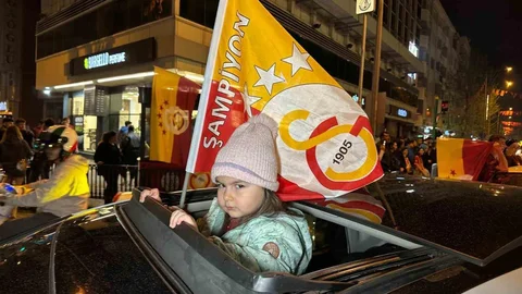 Galatasaray Uşak’ta Şampiyonluk Coşkusu Yaşadı
