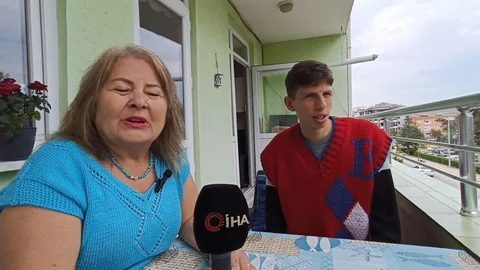 Zonguldak'ta Piyano ile Hayata Tutunuyor