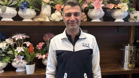 Kırmızı Gül Anneler Günü'nde Tercih Ediliyor