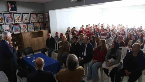 37 Yıl Sonra Okulda Buluştu