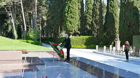 Haydar Aliyev'in 103. Doğum Yıldönümü Anıldı