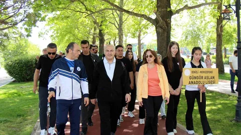 Denizli'de Sağlıklı Yaşam Yürüyüşü