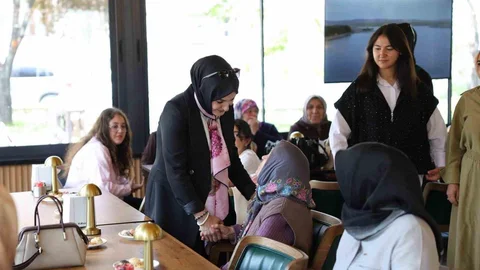 Alaca'da Anneler Günü Kutlaması