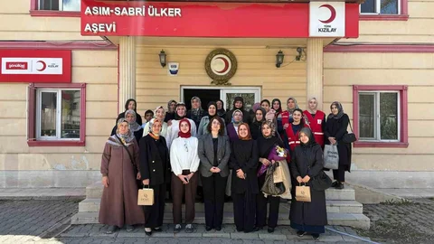 Kızılay'dan Anneler Günü Sürprizi
