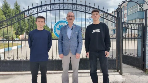 Kütahya'dan Örnek Davranış: Parayı Polise Teslim Ettiler