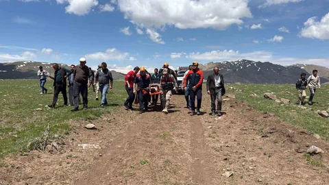 Van'da Kayalık Alandan Düşme Olayı