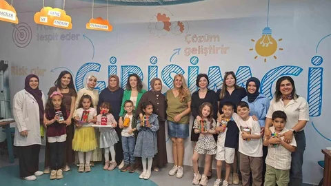 Bilim Yunusemre'de Anneler Günü Etkinliği