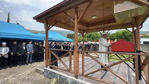 Jandarma Genel Komutanı'nın Kayınvalidesi Vefat Etti