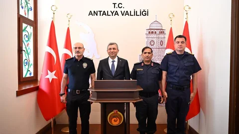 Antalya'da Deniz Temizliği Hedefleniyor