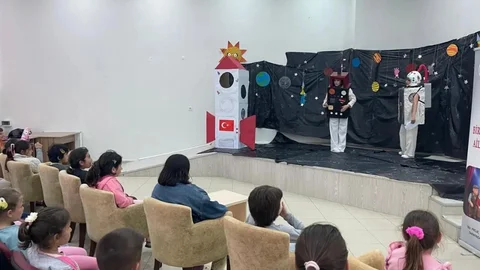 Sinop'ta Tiyatro Gösterimi Yapıldı