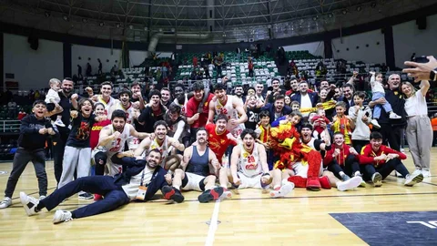 Göztepe Seriyi Eşitlemek İçin Sahaya Çıkıyor