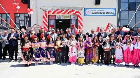 Eskişehir'de İki Yeni Okul Açıldı