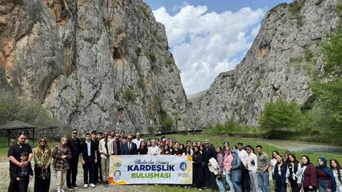 İlkadımlı Gençler Çorum'u Ziyaret Etti