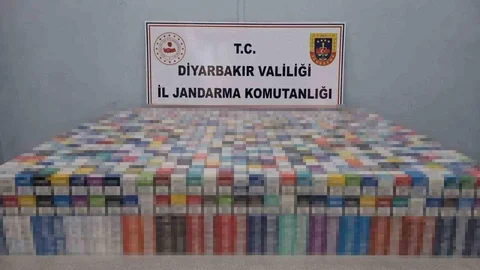 Diyarbakır'da 40 Bin Paket Kaçak Sigara Ele Geçirildi
