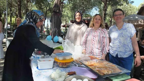 Balıkesir'de Çölyaklılar Kahvaltıda Buluştu