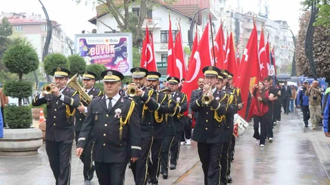 Bolu'da İzzet Baysal Anıldı