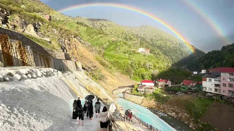 Giresun'da Çift Gökkuşağı Görüntülendi