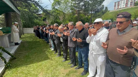 Minik Burak’ın Dede İsteği Yürekleri Parçaladı