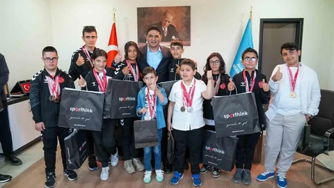 Aliağa'da Özel Sporcuların Başarıları