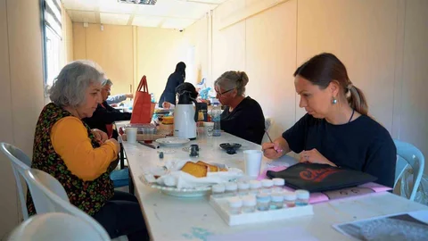Didim'de Çini Kursuna Yoğun İlgi