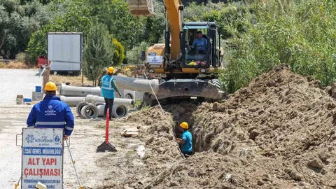 Aydın Davutlar'da Altyapı Çalışmaları Devam Ediyor