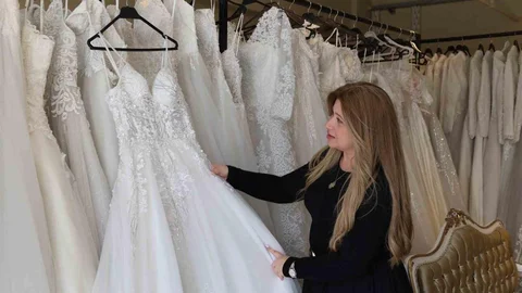 Hatay'da Ücretsiz Gelinlik Desteği
