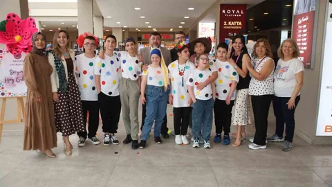 Özel Öğrencilerin Eserleri Denizli'de Sergilendi