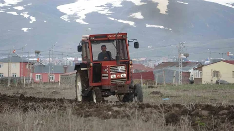 Ardahan'da Buğday ve Arpa Ekimine Başlandı