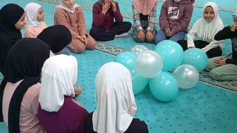 Yabancı Öğrencilere Kur’an Eğitimi Devam Ediyor