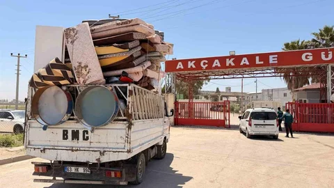 Akçakale Gümrük Kapısı'nda Sivil Geçişler Başladı