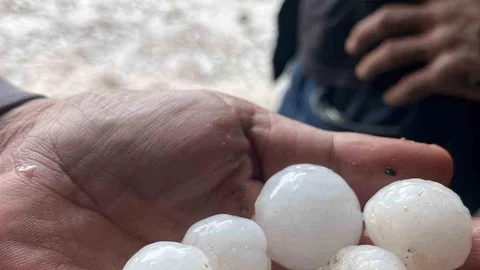 Ankara'da Dolu Yağışı Etkili Oldu