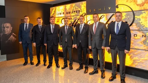 Adalet Bakanlığı'ndan İzmir Adliyesi'ne Ziyaret