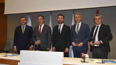 Manisa’da Medya Söyleşisi Düzenlendi