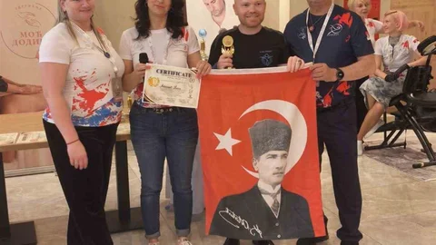 İzmirli Masaj Terapisti Şampiyonada Başarı Elde Etti