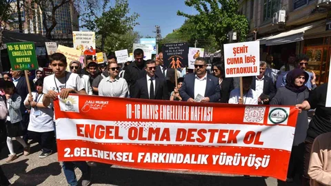 Siverek'te Farkındalık Yürüyüşü Düzenlendi