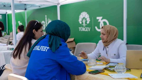 SosyalFest 2026'da TÜRGEV Standı Yoğun İlgi Gördü