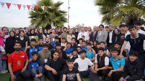 Kahta'da Gençlik Buluşması Gerçekleşti