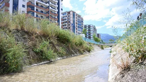 Manisa'da Dere Temizlik Çalışmaları