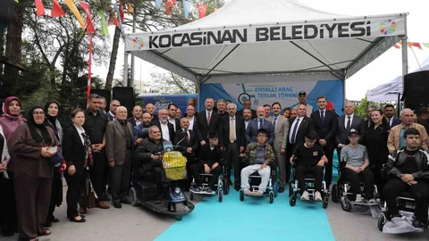 Kocasinan'da Engelli Bireylere Araç Desteği