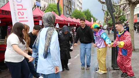 Bolu'da Dolu Sonrası Halay Şenliği