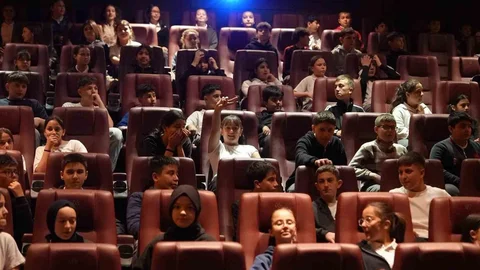 Düzce'de Öğrencilere Sinema Etkinliği