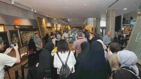 Mukaddes Emanetler Sergisi Bursa'da Açıldı
