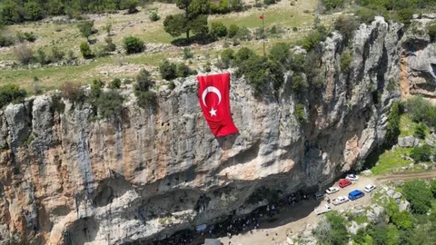 Aserin Kayası Doğa Tutkunlarını Bekliyor
