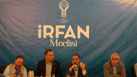 İrfan Meclisi'nde Doğu Türkistan Tartışıldı