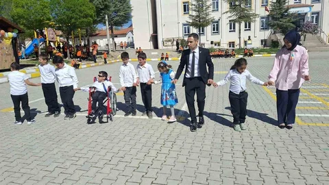Hisarcık'ta Engelsiz Farkındalık Şenliği Düzenlendi