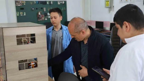 Kırşehir'de Öğrencilerden Yangın Alarm Projesi