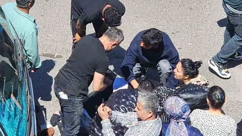 Zonguldak'ta Kadın Minibüsün Altında Kaldı