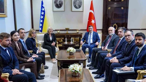 Cumhurbaşkanı Yardımcısı Yılmaz'dan Bosna'ya Destek Mesajı